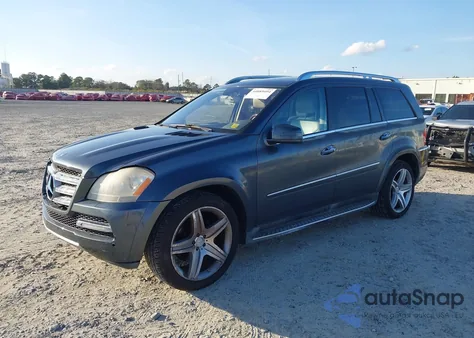 2011 Mercedes-Benz Gl 550 4Matic z USA, uszkodzony, nr VIN 4JGBF8GE4BA648196